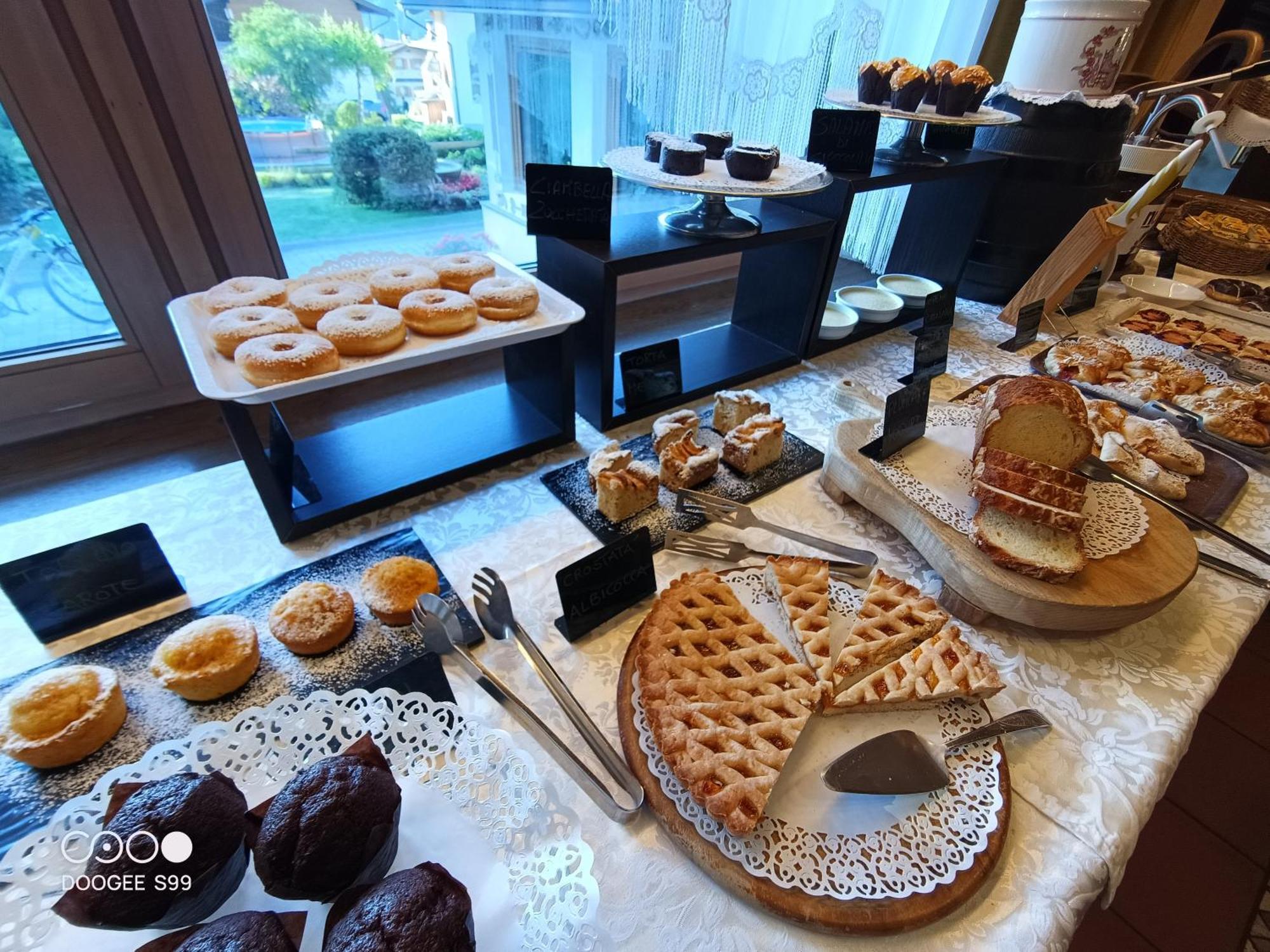 Park Hotel Arnica فالكادي المظهر الخارجي الصورة